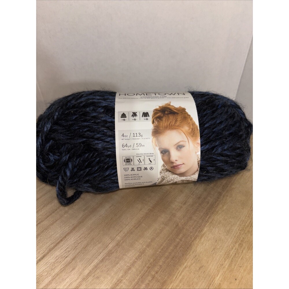 New Lion Brand Yarn Hometown Milwaukee Midnight 64 Yards 4 Oz 626237